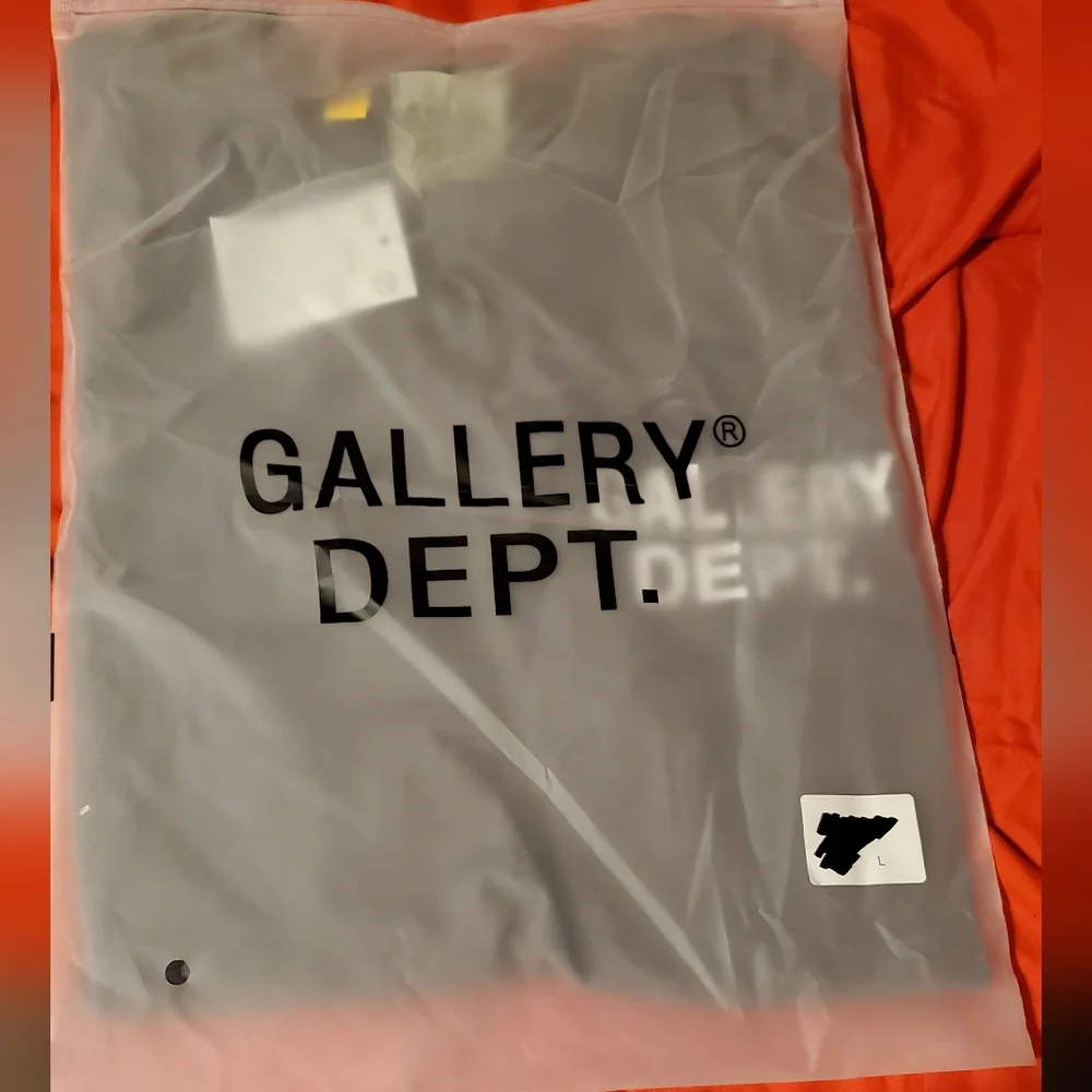 Gallery dept Hollywood CA Charcoal Grey  t shirt mens large - Picture 4 of 10